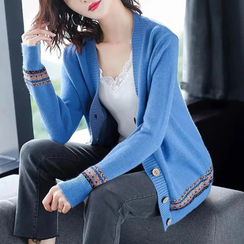 Cardigan Feminino com Botões Yerevan