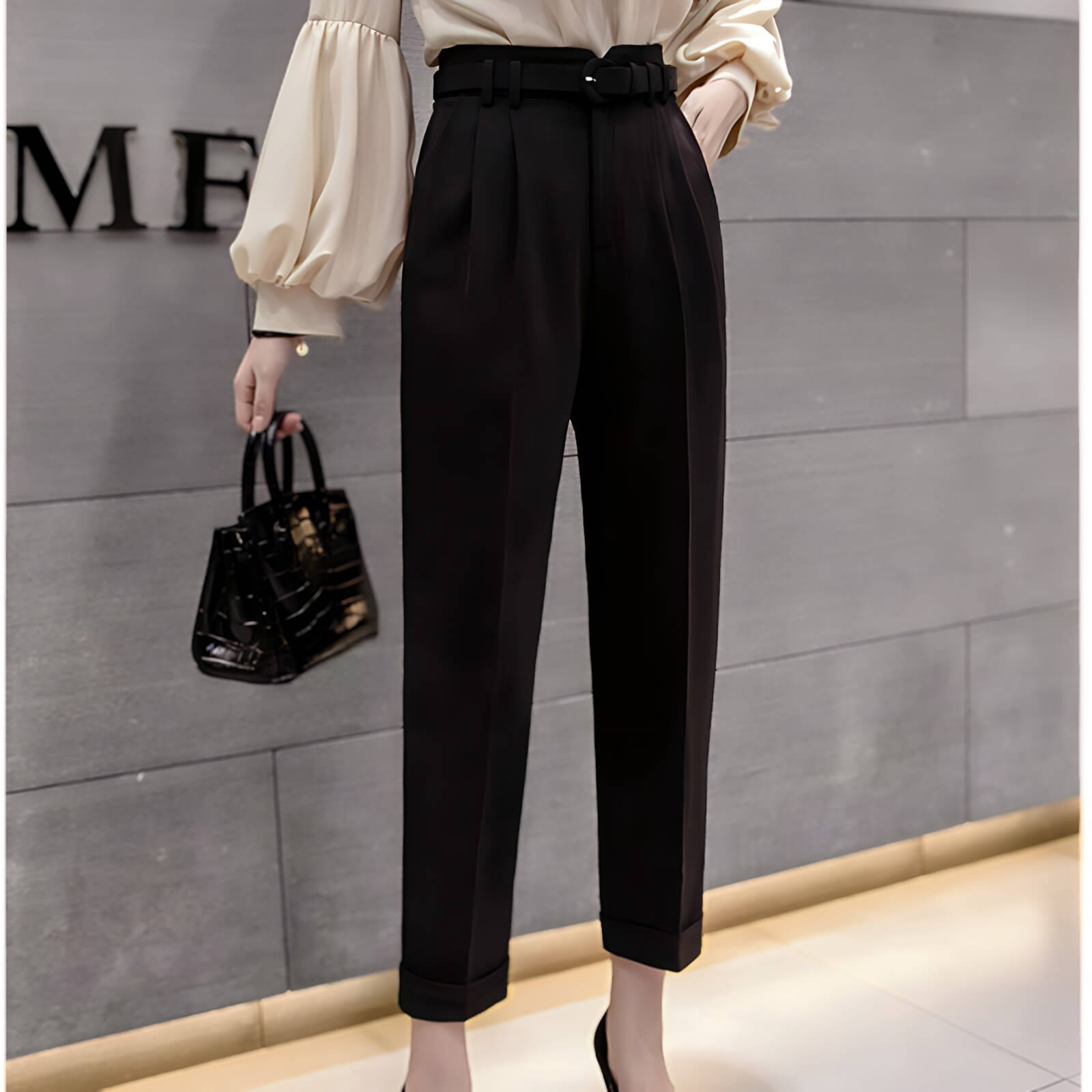 Calça Slim de Alfaiataria com Cinto Ceinture